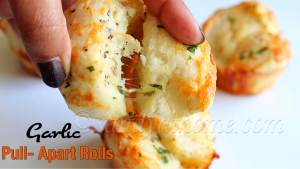 Garlic pull apart rolls