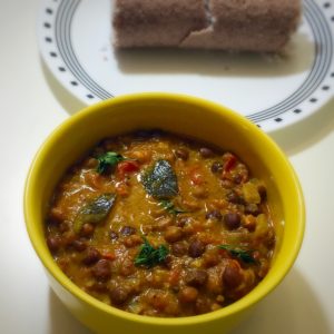 kadala curry, kerala kadalai curry, kerala puttu, puttu side dish