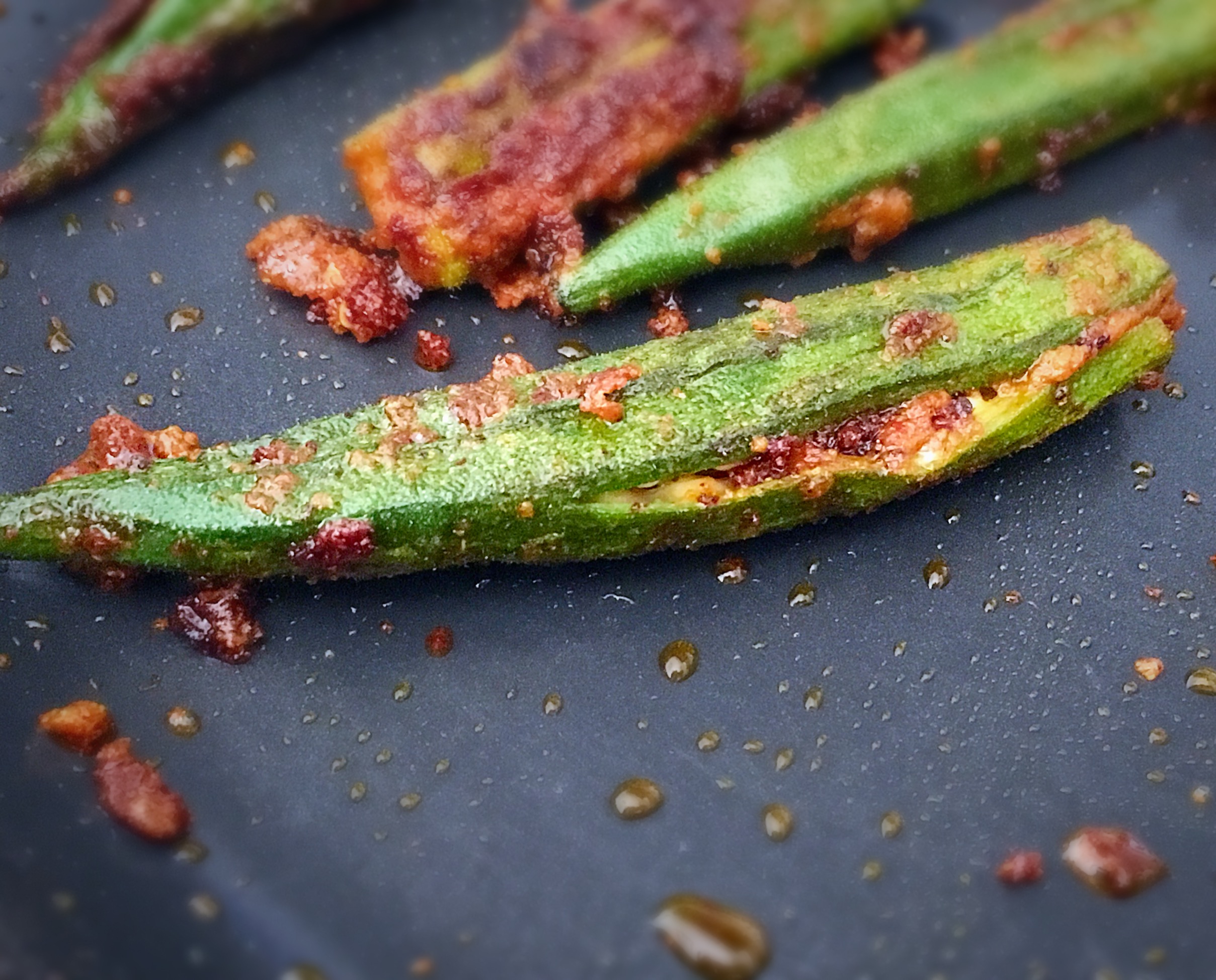 okra fry, bendakaya fry, vendakai fry, Bhindi fry