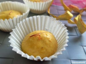 besan ladoo,sweet recipes,festival sweet recipe,vinayaka chaturthi,ganesh chaturthi,festival sweets,besan ladoo sanjeev kapoor,punjabi besan ladoo