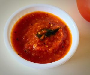 chutney, onion chutney, tomato chutney, onion tomato chutney,side dish for dosa,side dish for idly,thakkali thokku,tomato thokku