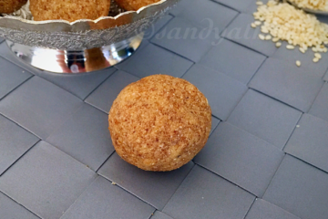 sesame ladoo,sesame seed ladoo,ladoo,easy ladoo,instant ladoo,festival ladoo,dewali recipe,dewali sweets,ellu urundai recipe step by step,white ellu urundai,til ladoo