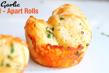 Garlic pull apart rolls