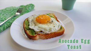 avocado toast with egg