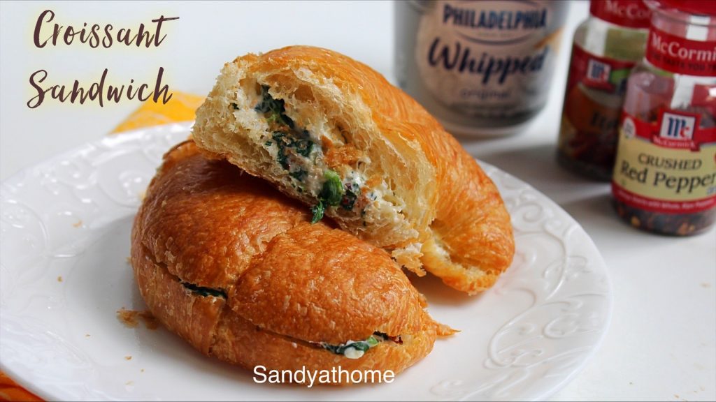 spinach croissant sandwich