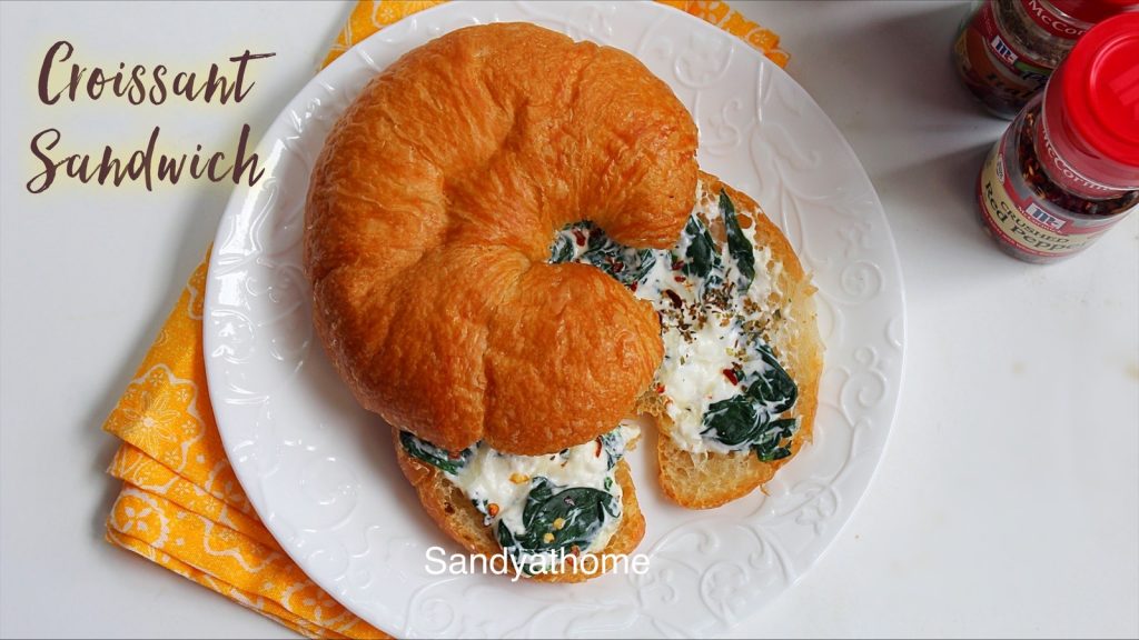 spinach croissant sandwich