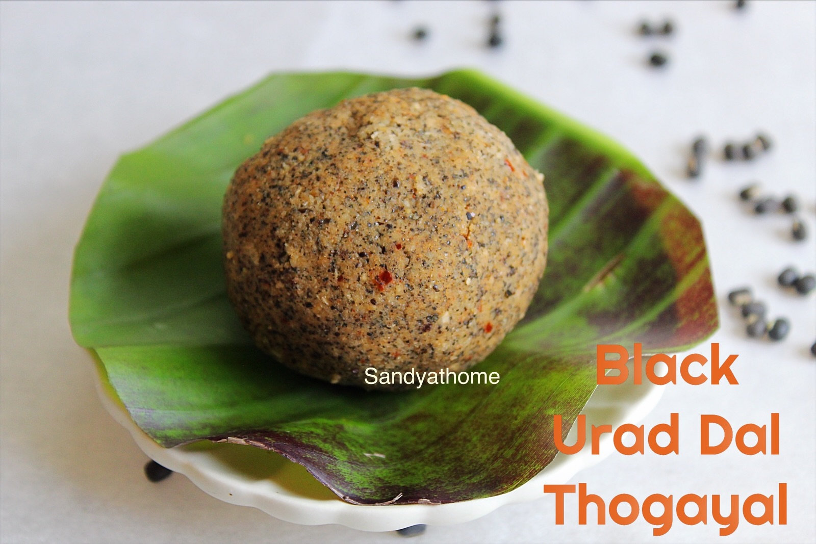 Black urad dal chutney for rice – Tamil karuppu ulundhu thuvaiyal made with sesame oil, dry red chilies, and tamarind, no coconut, a healthy South Indian recipe for bone strength and postpartum food.