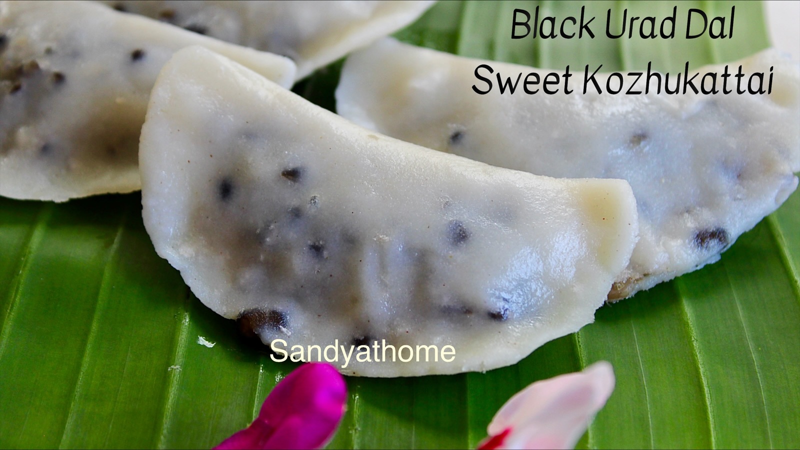 Sweet black urad dal kozhukattai with jaggery and coconut filling – traditional karuppu ulundhu inippu modakam for Vinayagar Chaturthi